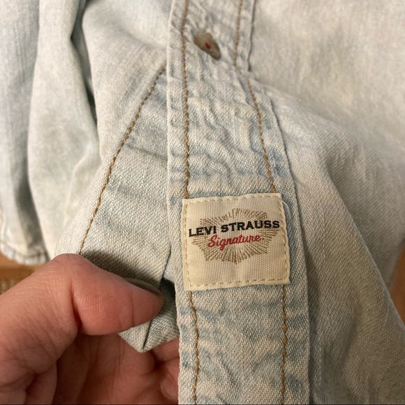 Vintage Levi’s x Harley Davidson Denim Button up - Picture 4 of 5